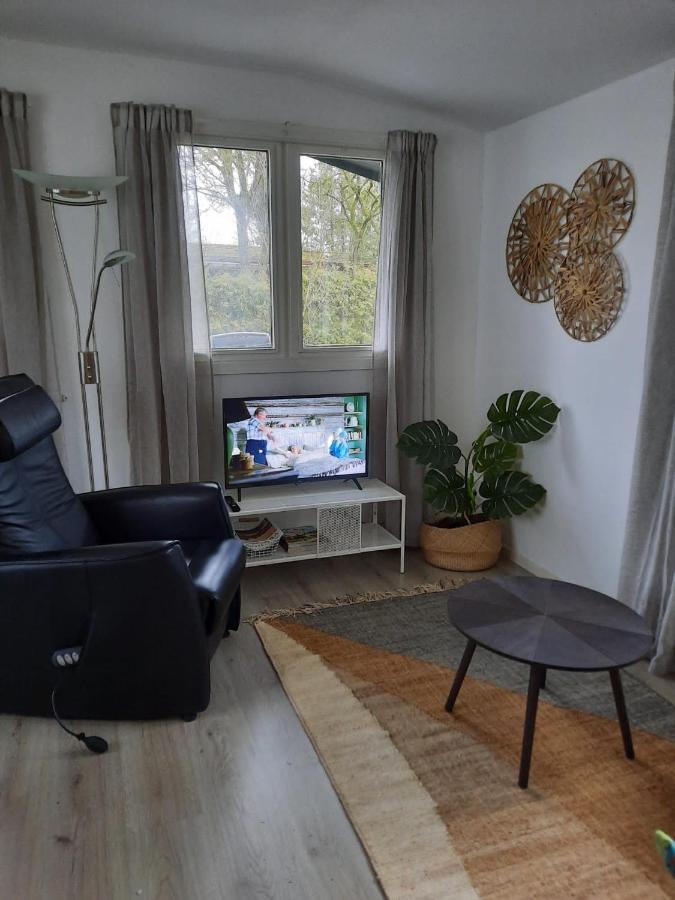 Gezellig Ingerichte Blokhut Op Een Rustig Park! Putten Exterior foto